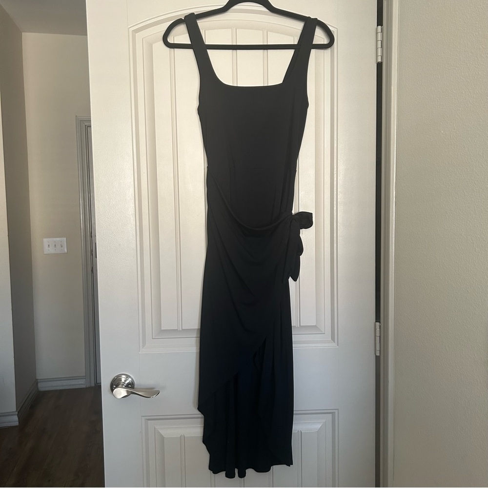 Aritzia Wilfred Saturn Midi Dress